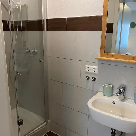 Hotell Sali Homes - Gaestehaus Lamm Obersulm