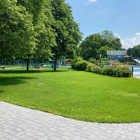 Sali Homes - Gaestehaus Lamm