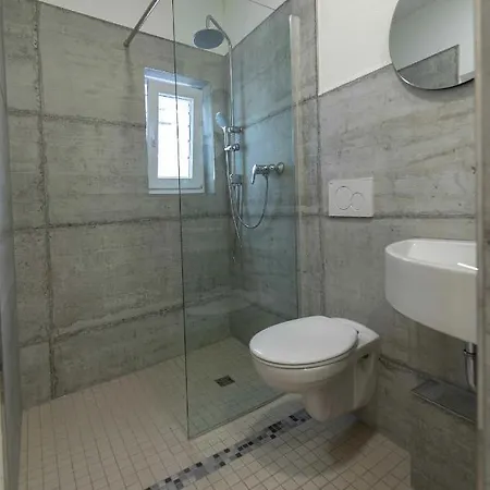 Sali Homes - Gaestehaus Lamm Hotell *