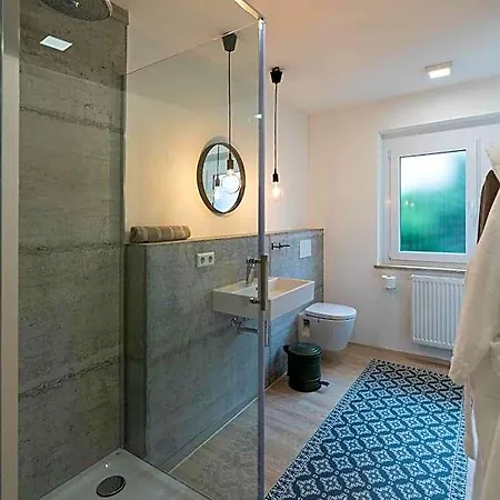 Sali Homes - Gaestehaus Lamm *