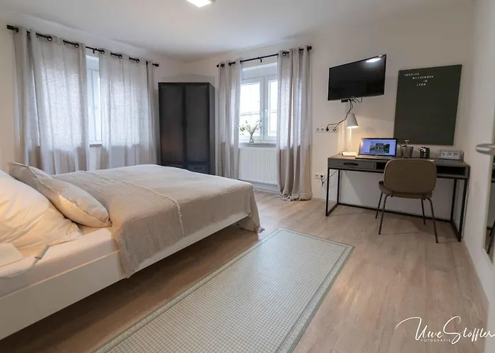 Sali Homes - Gaestehaus Lamm Hotel